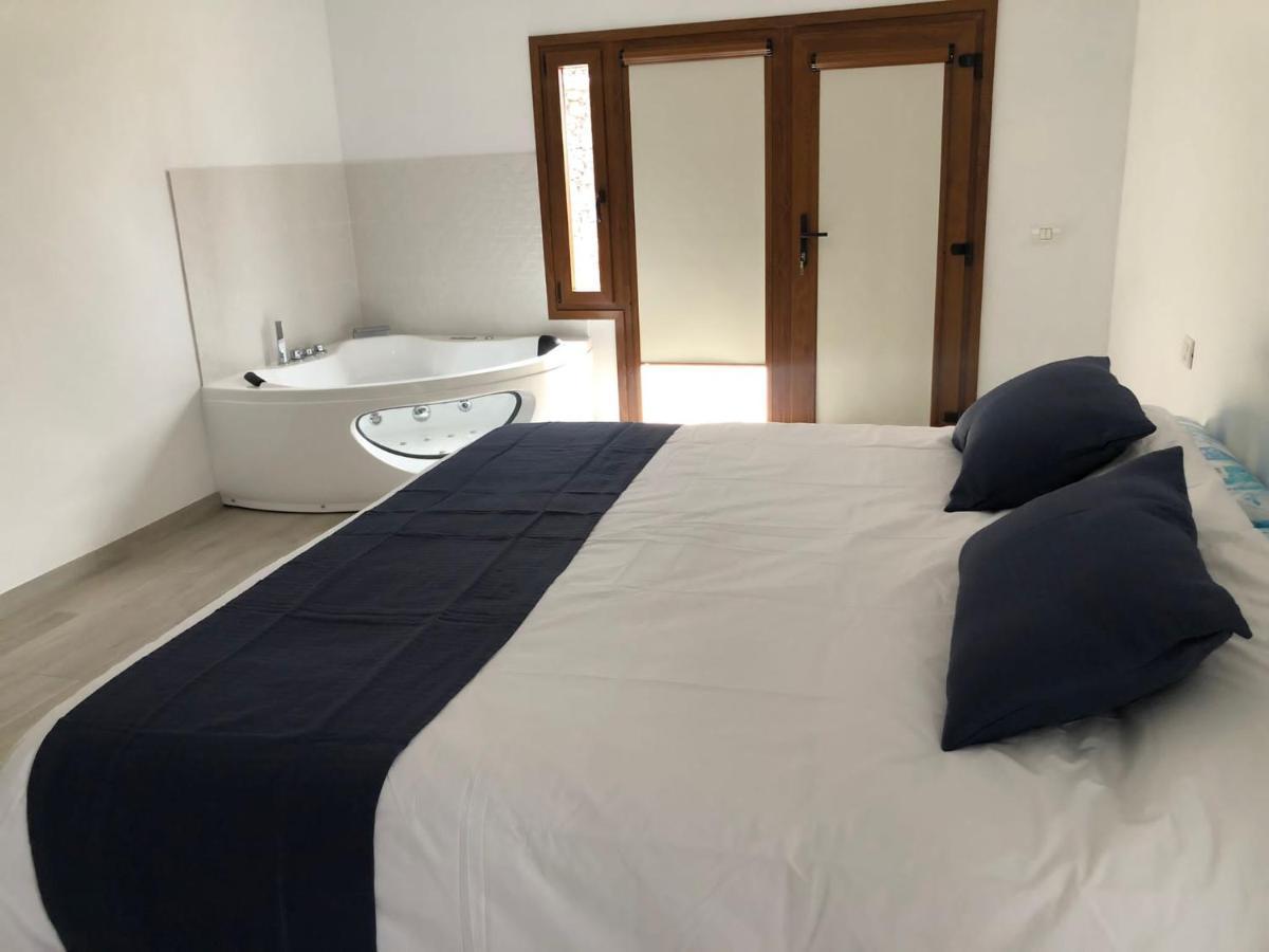 Vivienda Vacacional Agripina Echedo ภายนอก รูปภาพ